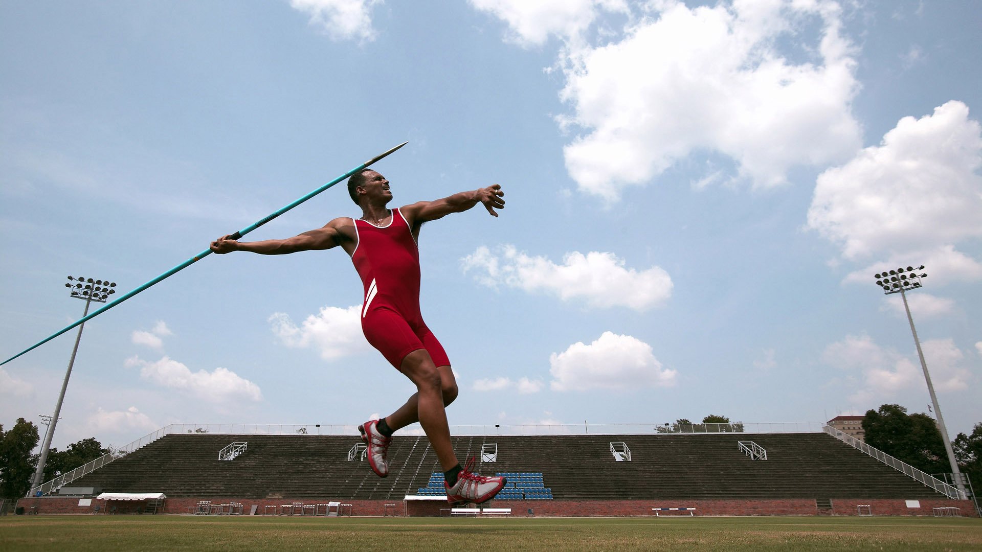 2026年世界短池游泳锦标赛:中国新星连破亚洲纪录
